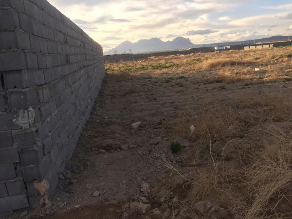 ملک چهار دیواری اصفهان فکا