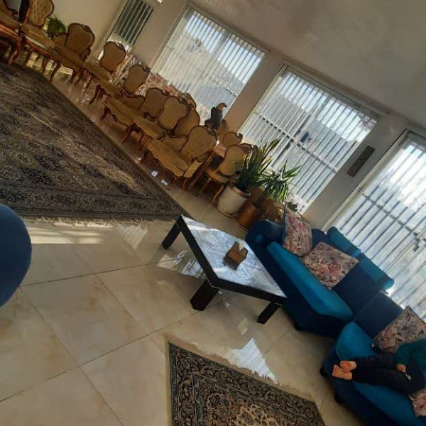 اجاره باغ شیک در اصفهانک