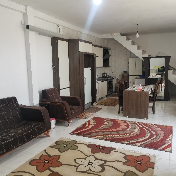 باغ خانه باغ ویلایی کوی راه حق جنب سیتی سنتر