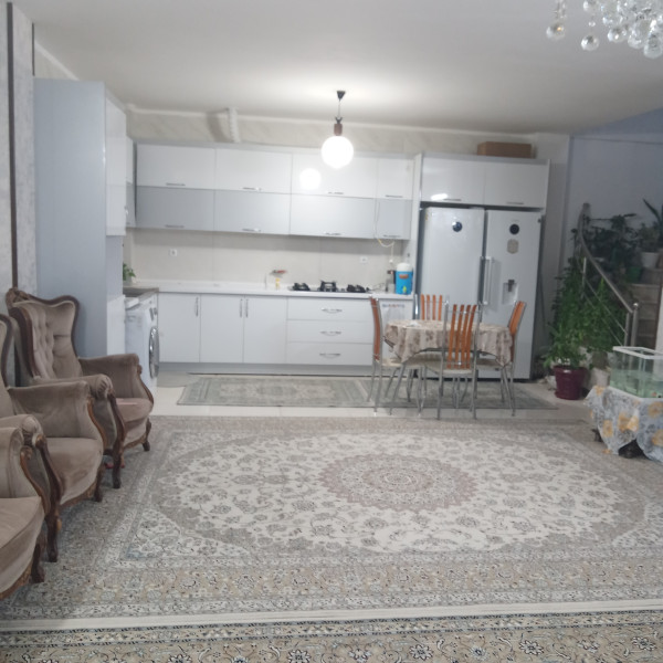 فروش منزل ویلایی در اصفهانک