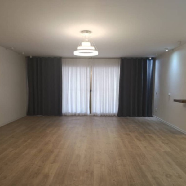 آپارتمان ۱۷۰ متری در جانبازان شهرک ولیعصر