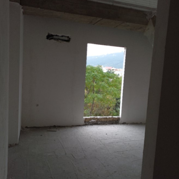 آپارتمان ۱۶۰ متری لوکس