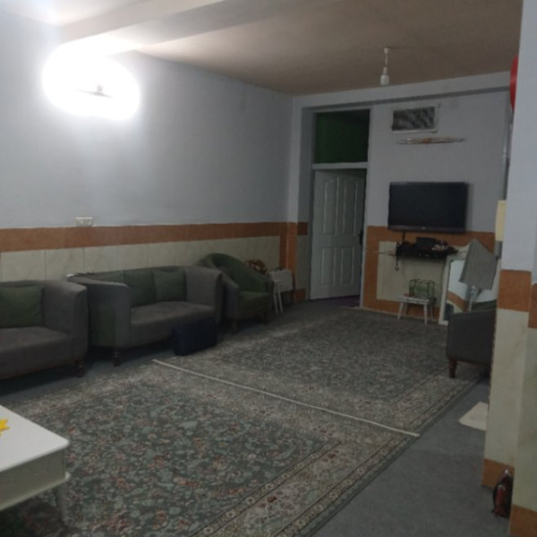 فروش منزل ویلایی در اصفهانک