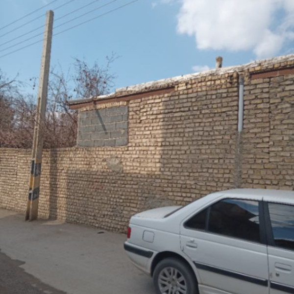 فروش منزل ویلایی در اصفهانک