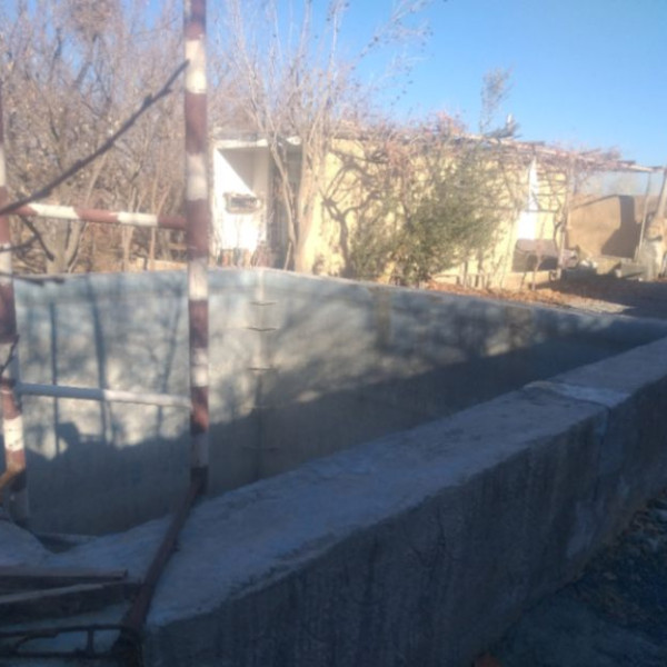 باغ ۱۰۰۰ متری دنج و با صفا