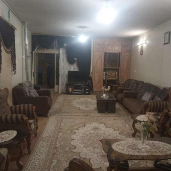 فروش منزل ویلایی در اصفهانک شهرک سرو