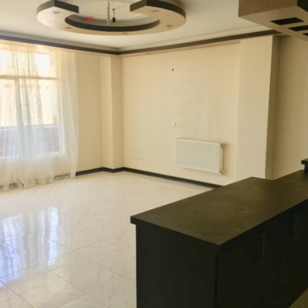 آپارتمان ۱۰۸ متری واقع در کوی پرتو (بختیاردشت)