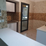 واحد۶۰متری اصفهانک شهرک نیکان طبقه همکف